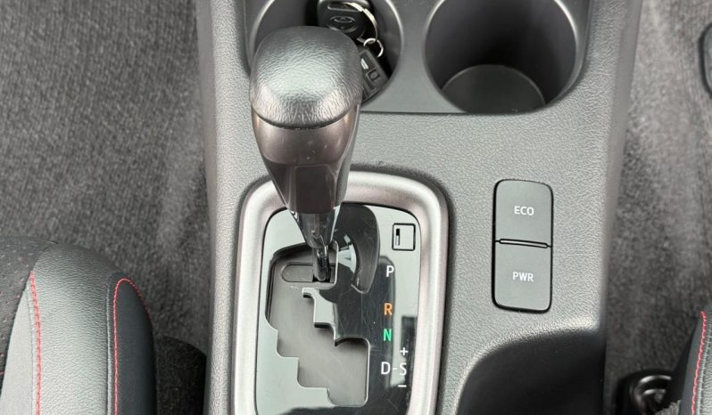 
								Toyota Hilux GR full									