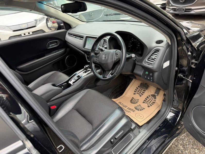 
								Honda Vezel full									