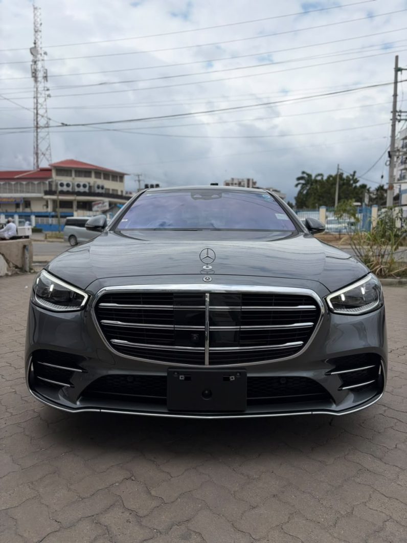 
								Mercedes Benz S500 full									