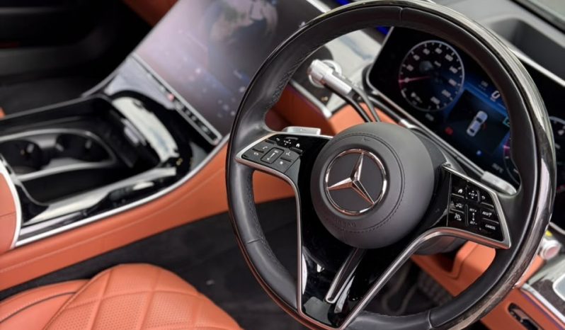 
								Mercedes Benz S500 full									