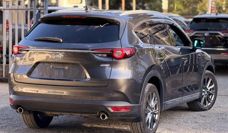 
								Mazda CX-8 full									