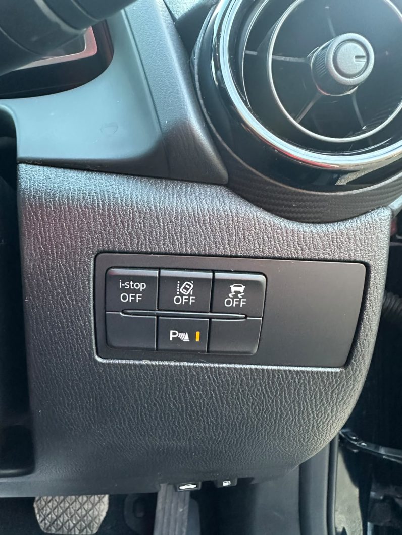 
								Mazda 2 full									