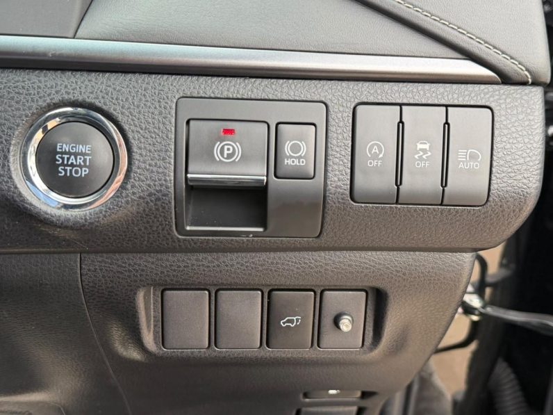 
								Toyota Harrier full									