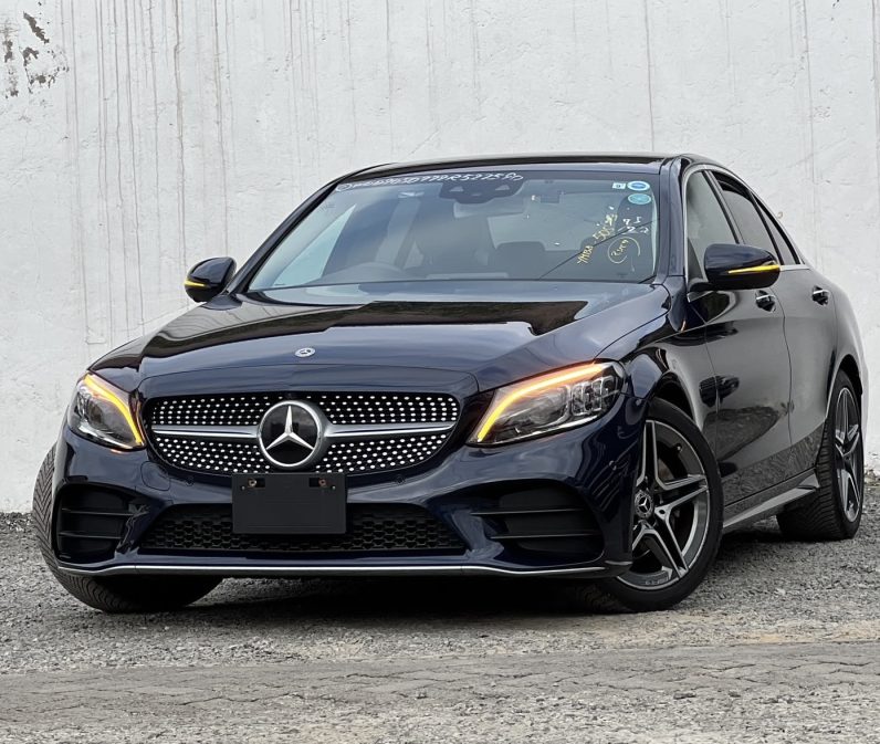 
								Mercedes Benz C200 full									