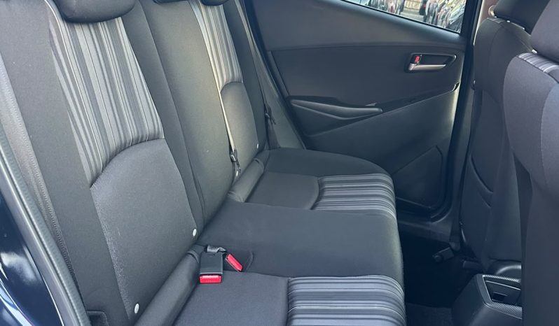 
								Mazda 2 full									