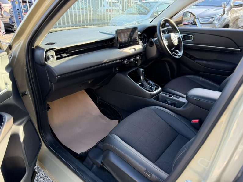 
								Honda Vezel full									