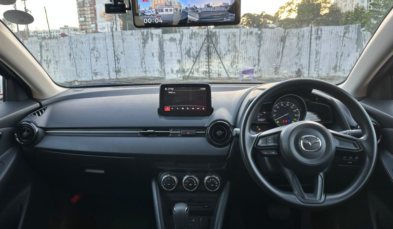 
								Mazda 2 full									