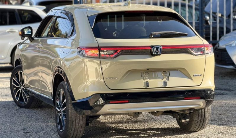 
								Honda Vezel full									
