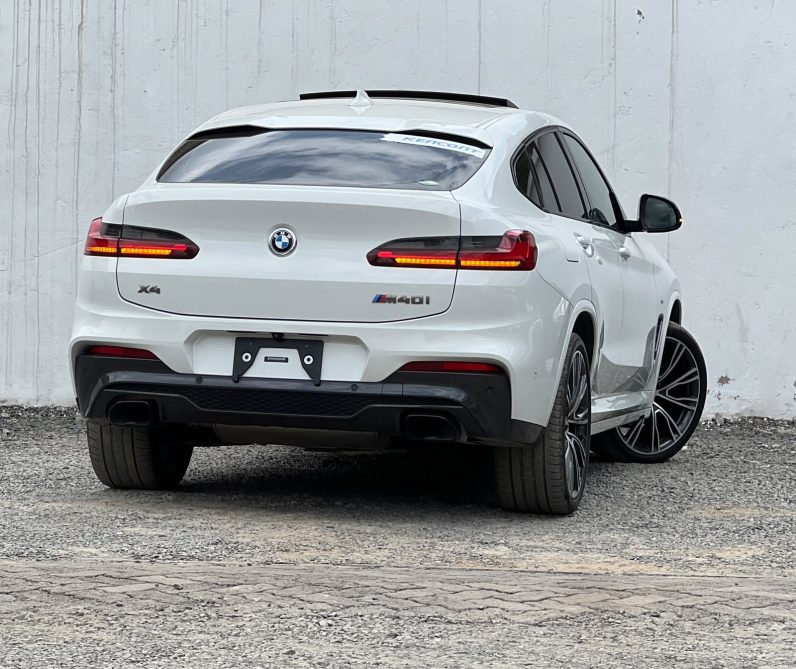 
								BMW X4 M40i full									