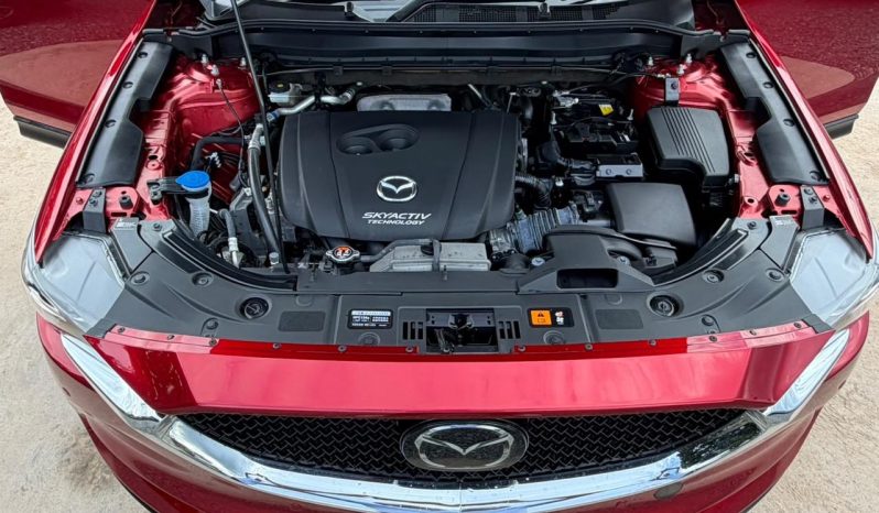 
								Mazda CX-5 full									