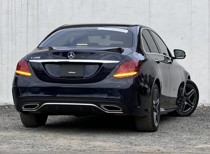 
								Mercedes Benz C200 full									