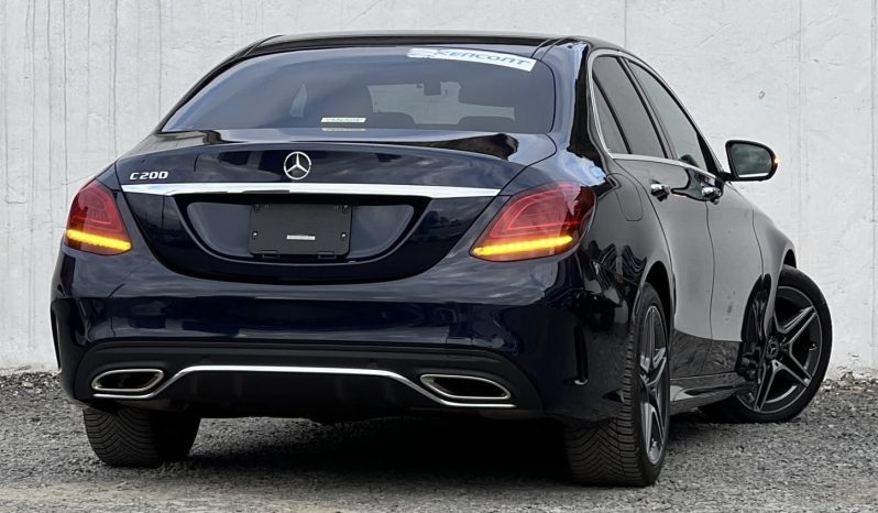 
								Mercedes Benz C200 full									
