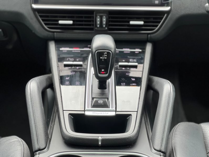 
								Porsche Cayenne full									