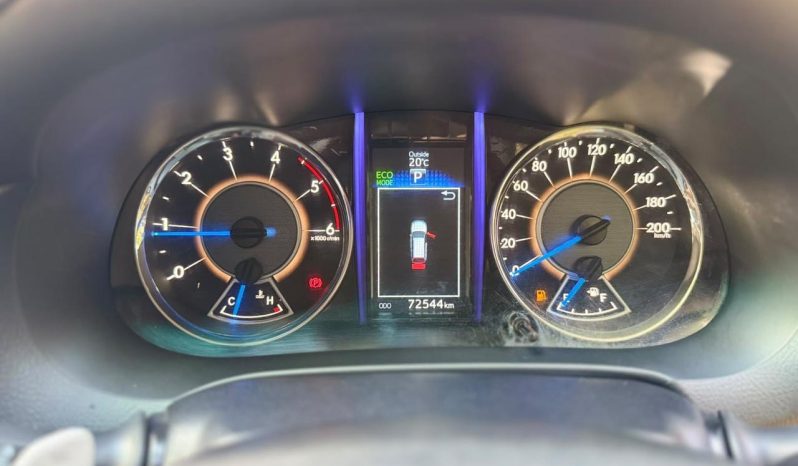 
								Toyota Fortuner full									