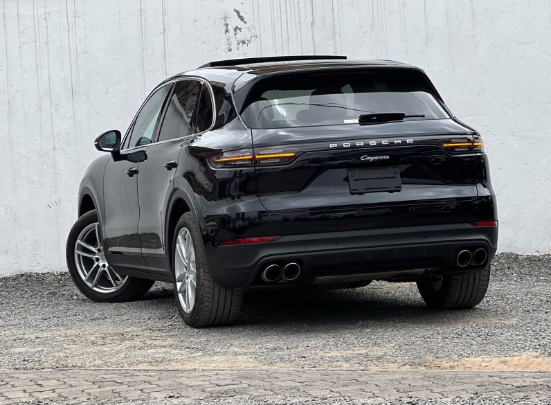 
								Porsche Cayenne full									