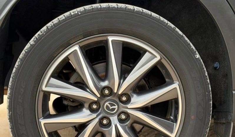 
								Mazda CX-5 full									