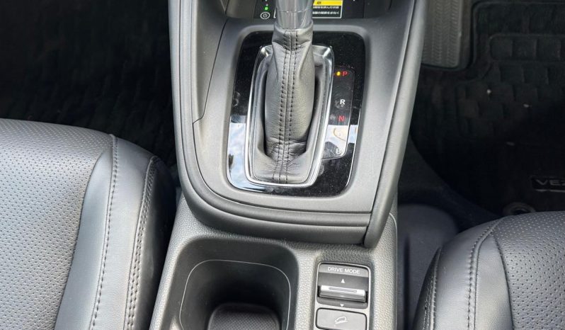 
								Honda Vezel RV5 full									