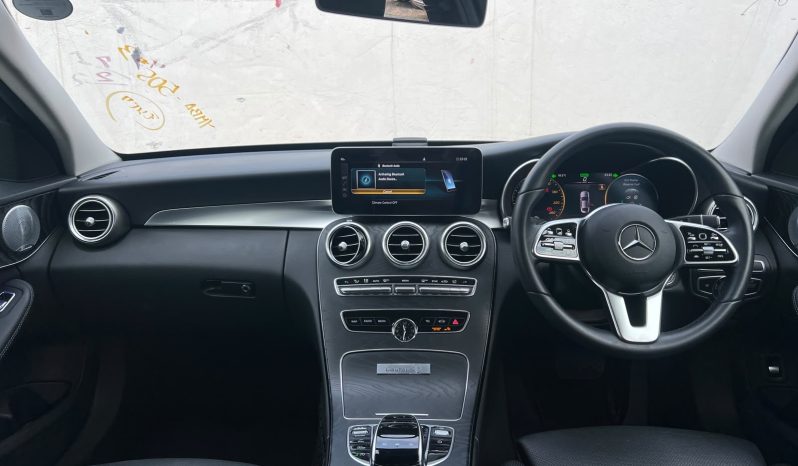 
								Mercedes Benz C200 full									