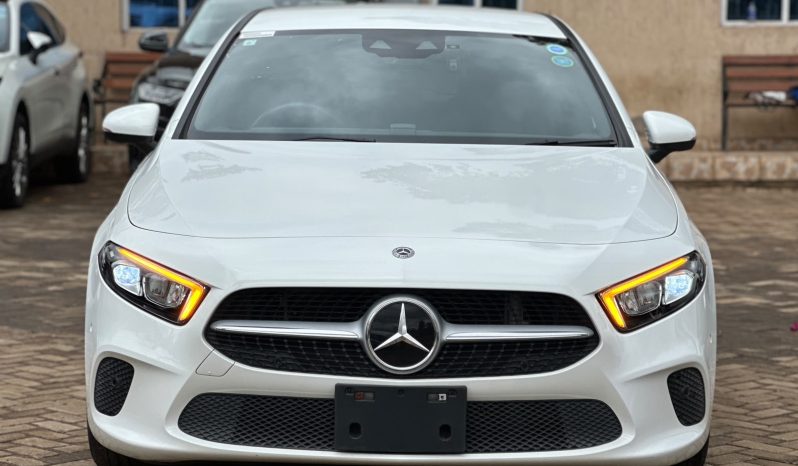 
								Mercedes Benz A180 full									