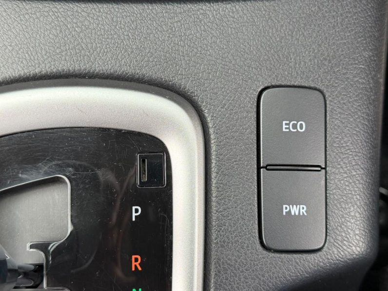 
								Toyota Hilux full									