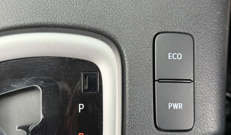 
								Toyota Hilux full									