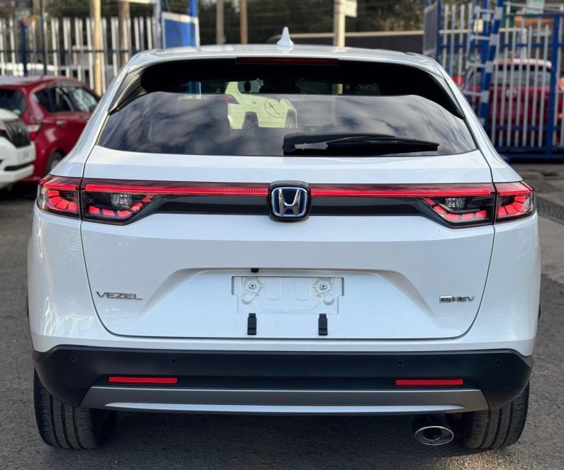 
								Honda Vezel RV5 full									