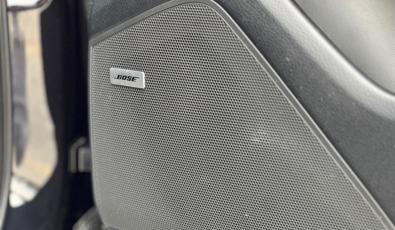 
								Porsche Cayenne full									