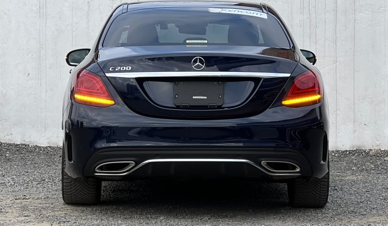 
								Mercedes Benz C200 full									