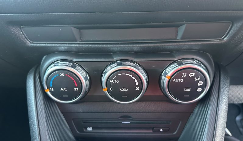 
								Mazda 2 full									