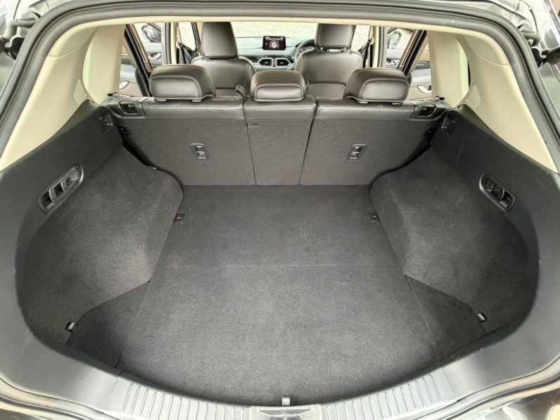 
								Mazda CX-5 full									