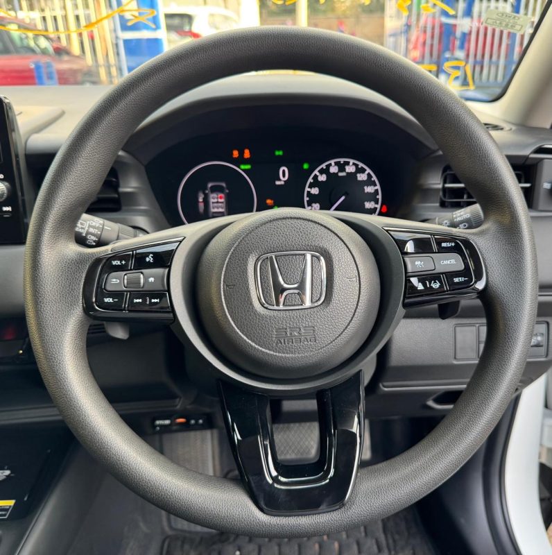 
								Honda Vezel RV5 full									