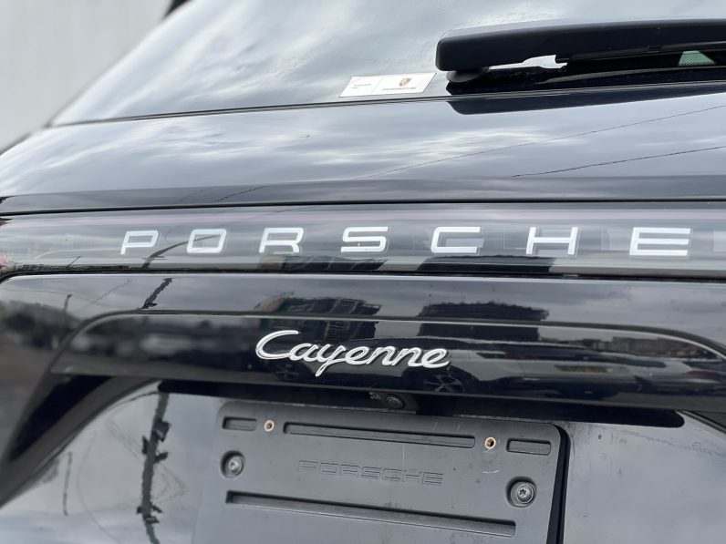 
								Porsche Cayenne full									