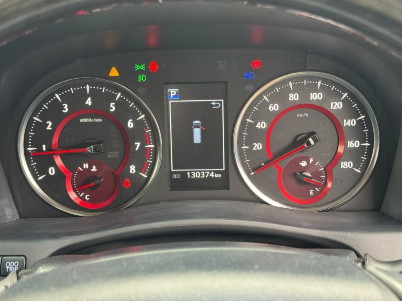 
								Toyota Alphard full									