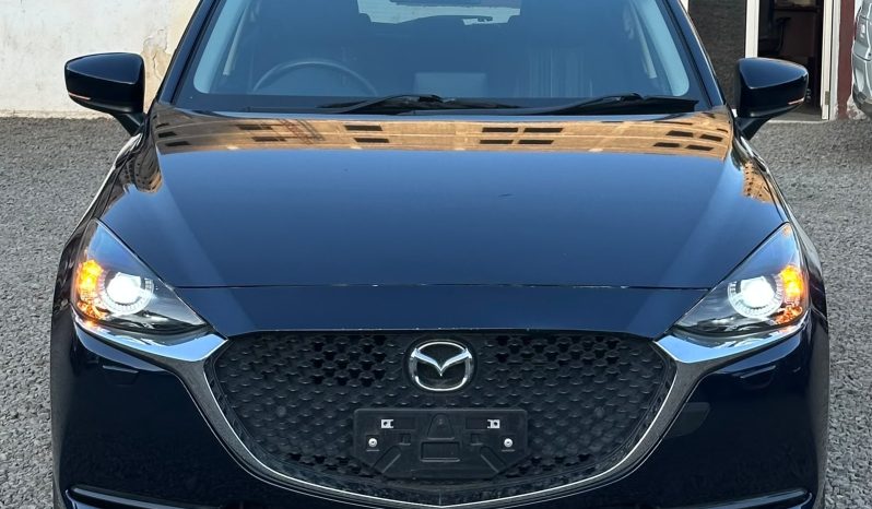 
								Mazda 2 full									