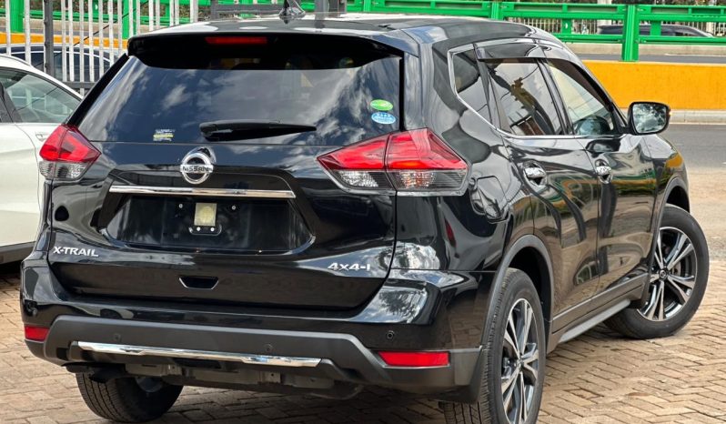 
								Nissan Xtrail full									