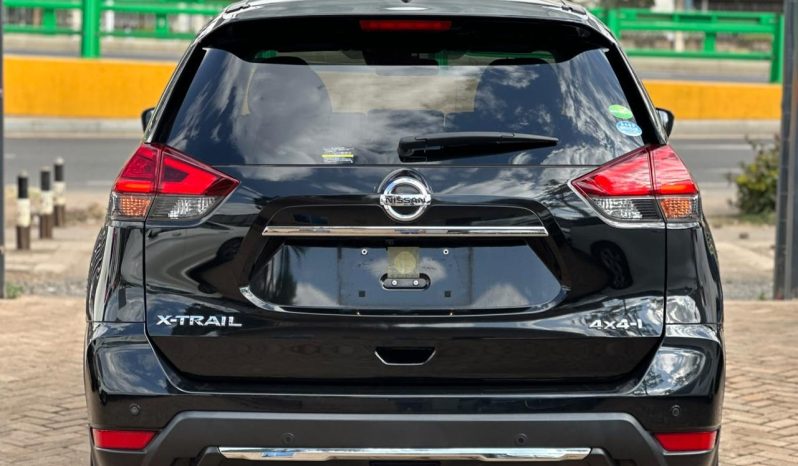 
								Nissan Xtrail full									