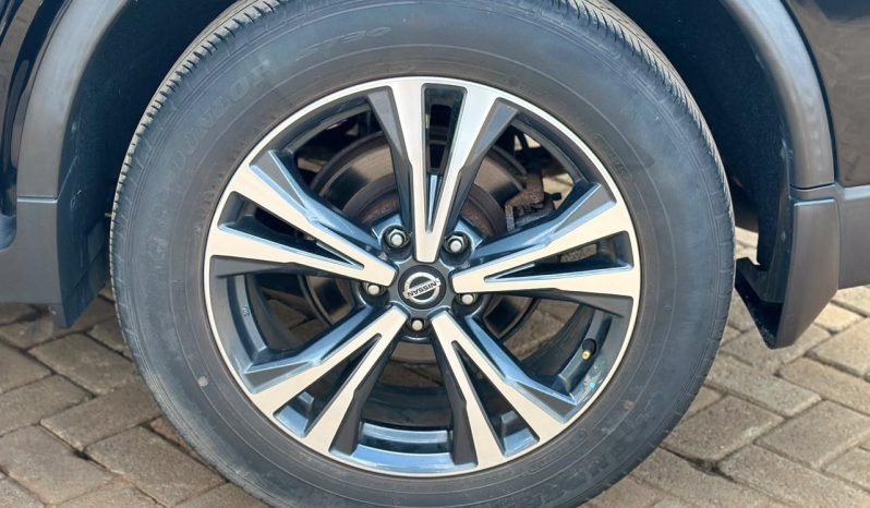 
								Nissan Xtrail full									