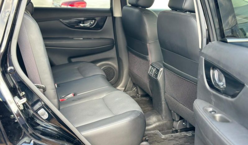 
								Nissan Xtrail full									