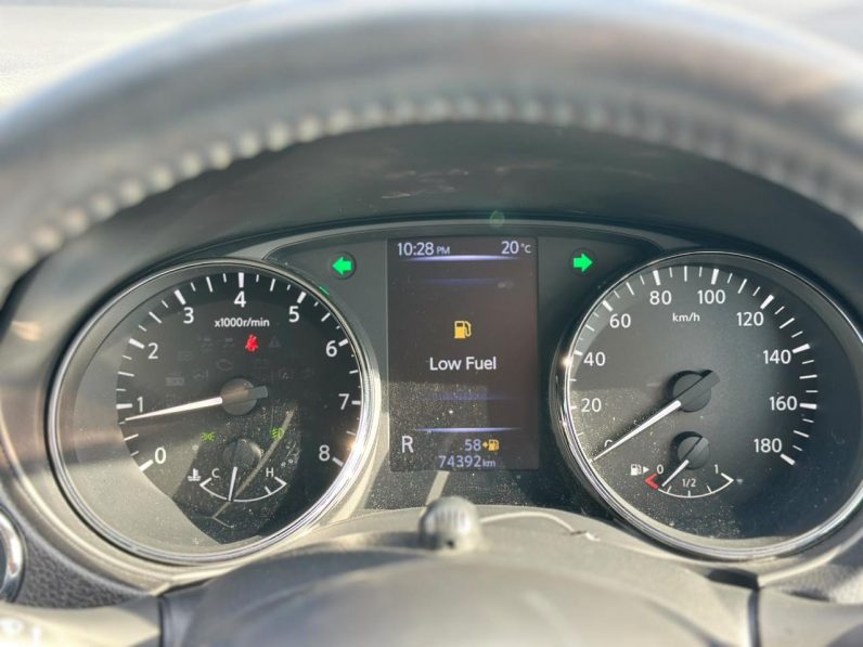 
								Nissan Xtrail full									