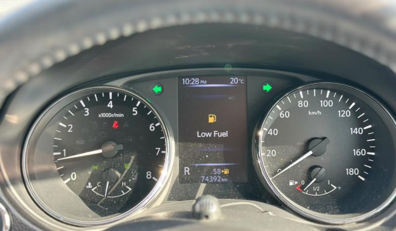 
								Nissan Xtrail full									