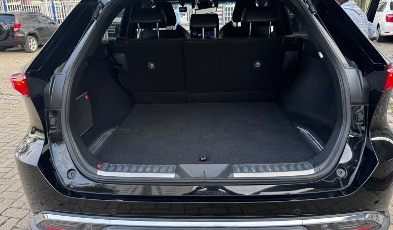 
								Toyota Harrier full									