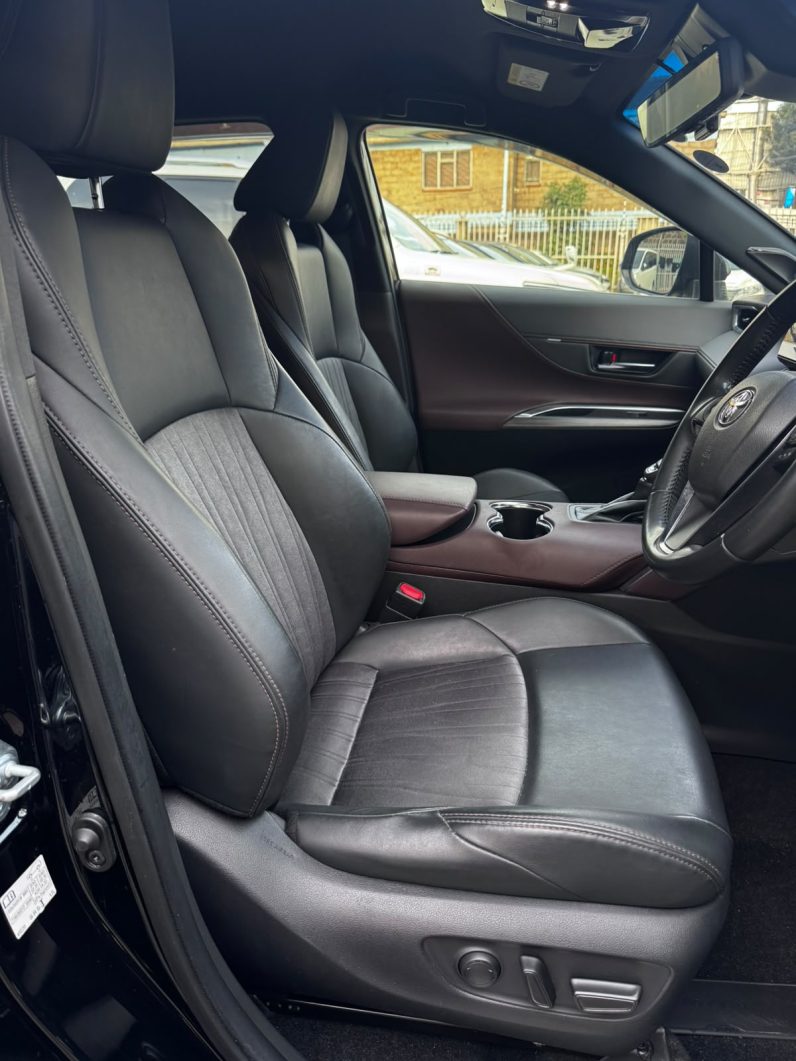 
								Toyota Harrier full									
