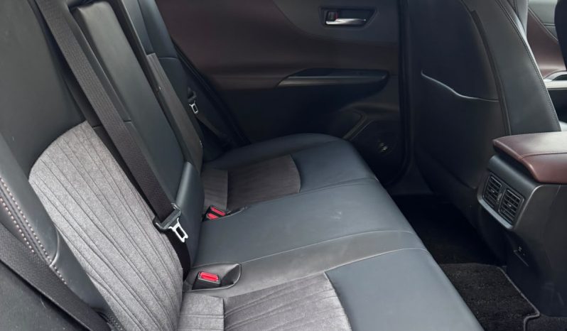 
								Toyota Harrier full									
