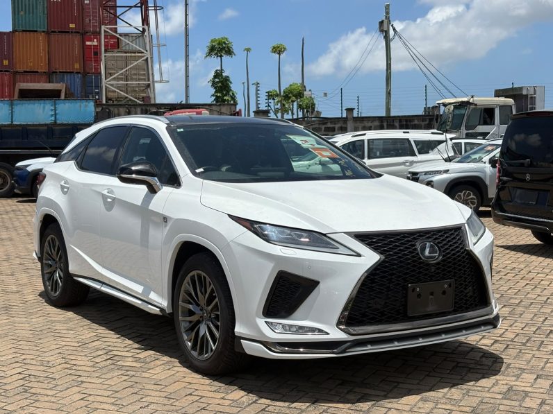 
								Lexus RX300 full									