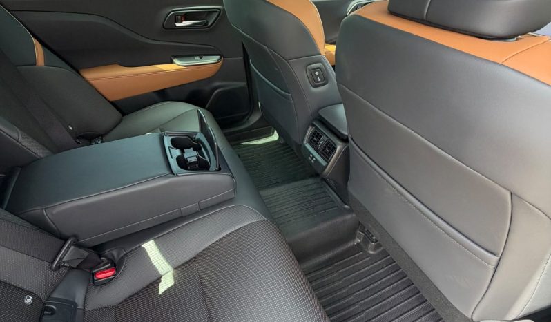 
								Toyota Crown full									