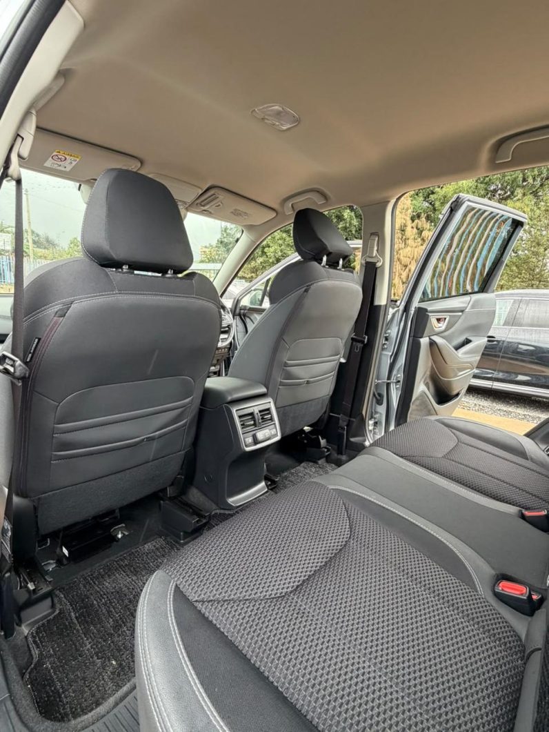 
								Subaru Forester SK9 full									