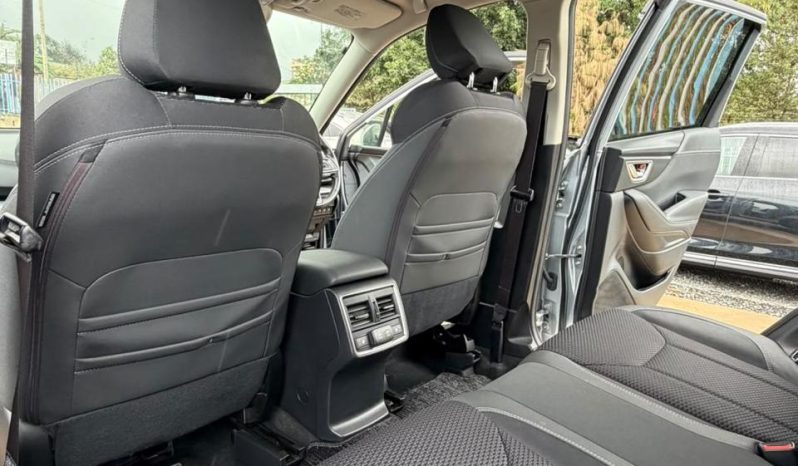
								Subaru Forester SK9 full									