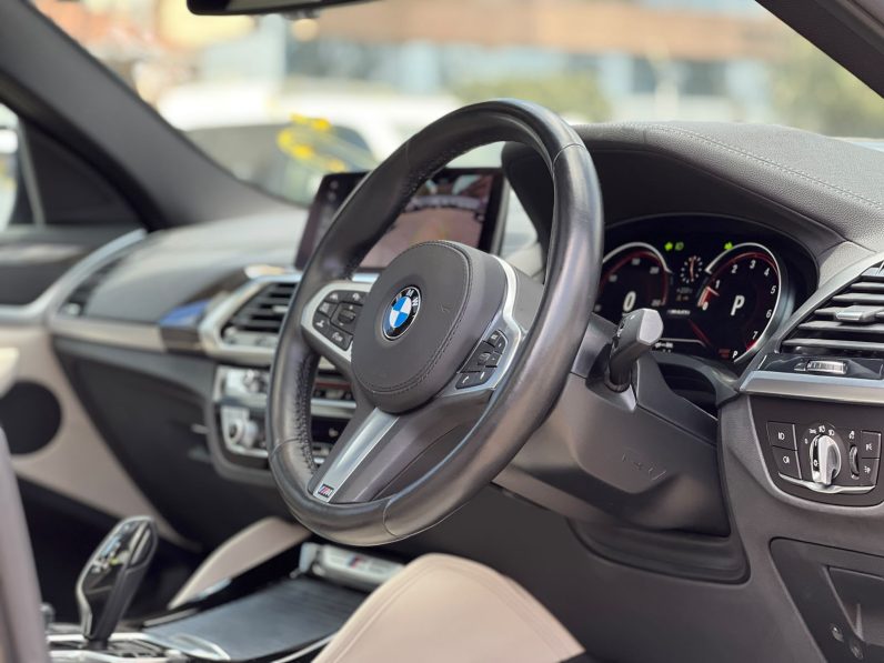 
								Bmw X4 M40i full									