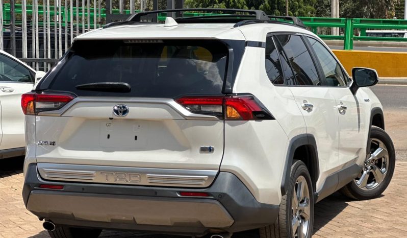 
								Toyota Rav4 full									