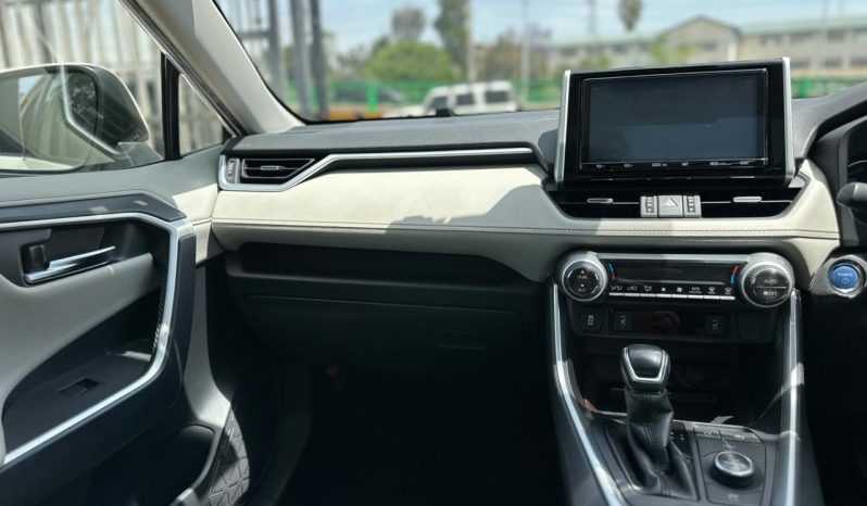 
								Toyota Rav4 full									